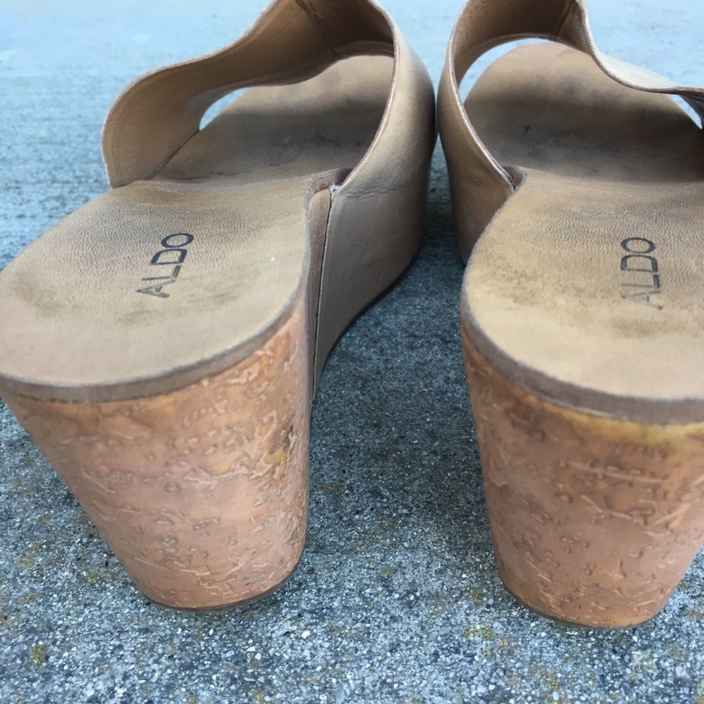 ALDO Tan Leather Slide On  Platform Wedge Sandals - Picture 7 of 8